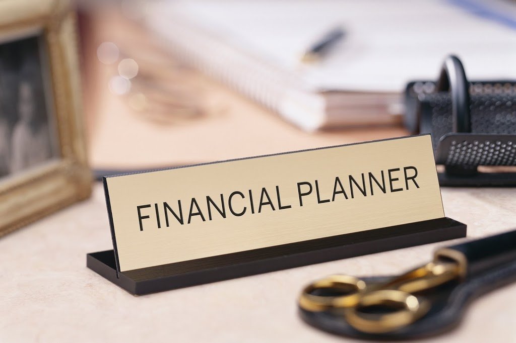 The Essential Guide To Certified Financial Planner Career And Jobs 